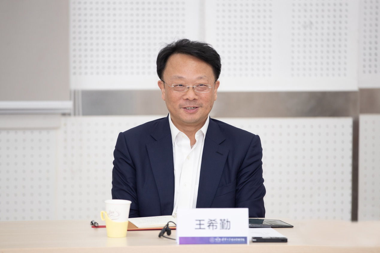 20220323-调研经管学院-李派-王希勤讲话jpeg 20220323-调研经管学院-李派-王希勤讲话jpeg