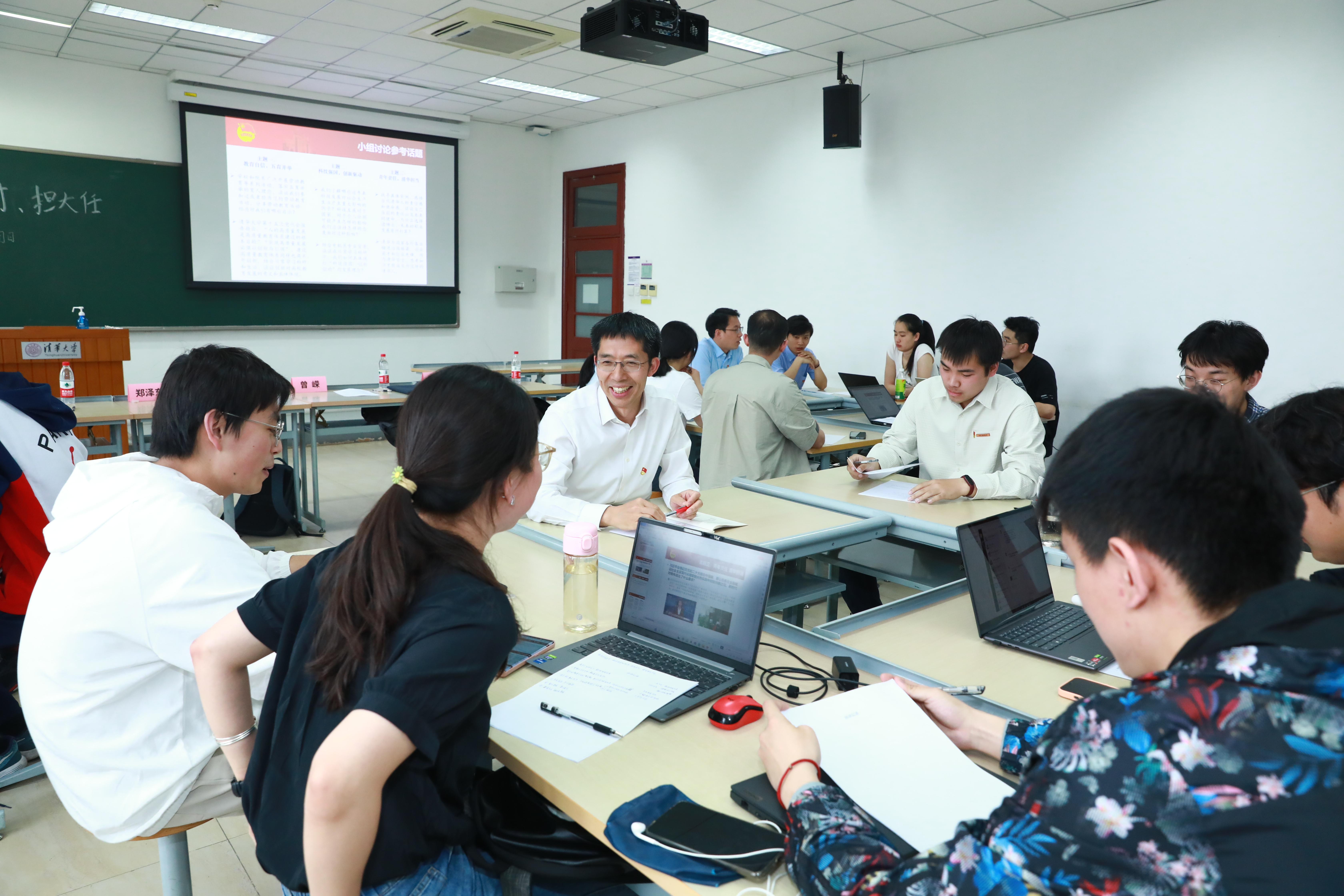 20230511-mk手机注册开展“百年接力，强国有我——奋进新征程”集中主题党团日-石家东-曾嵘参加电博222、电博221、电2联合主题党日 - 副本.JPG