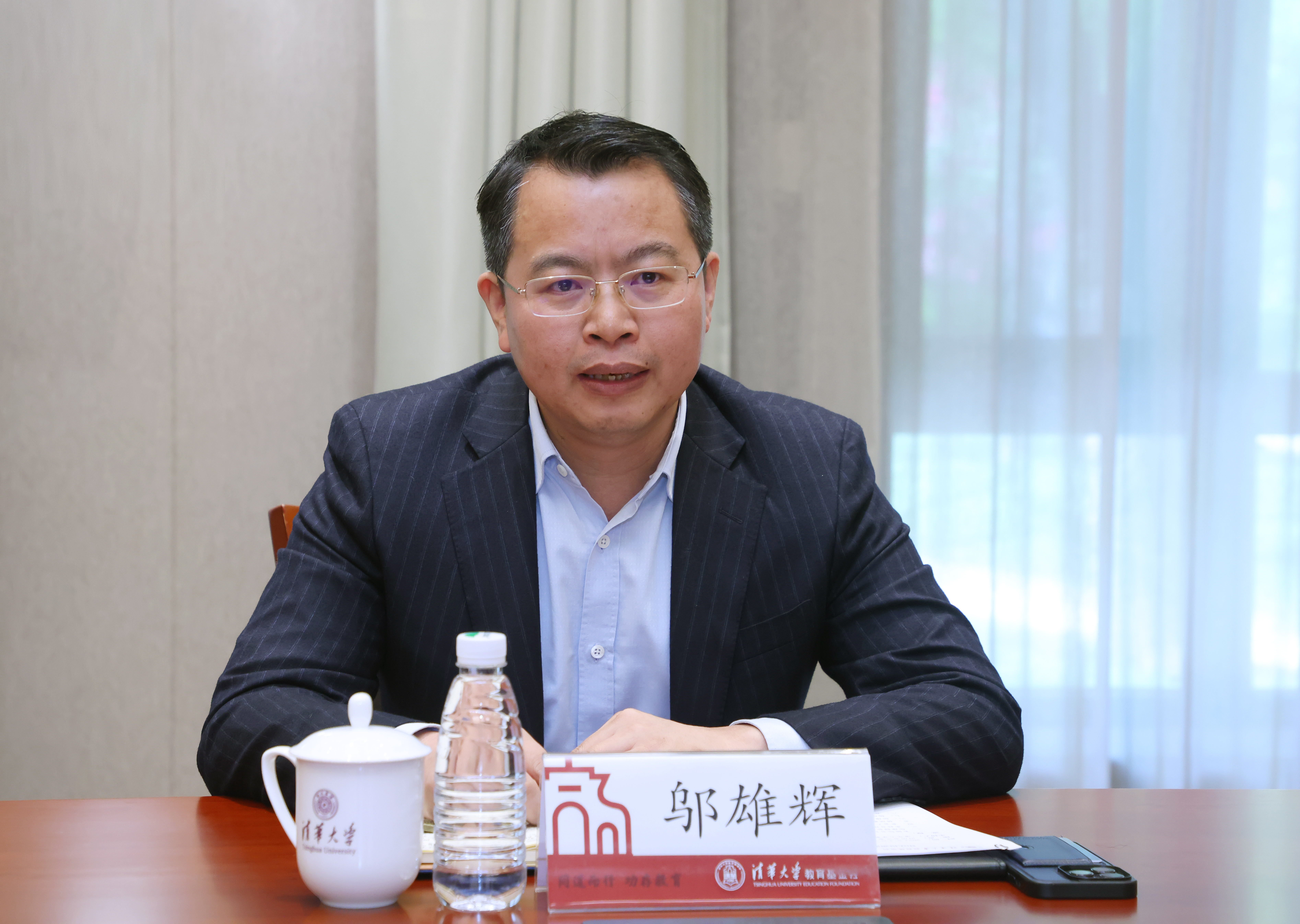 20240417-邬雄辉校友捐赠支持mk手机注册攀登计划-许德刚-图说 (2).JPG