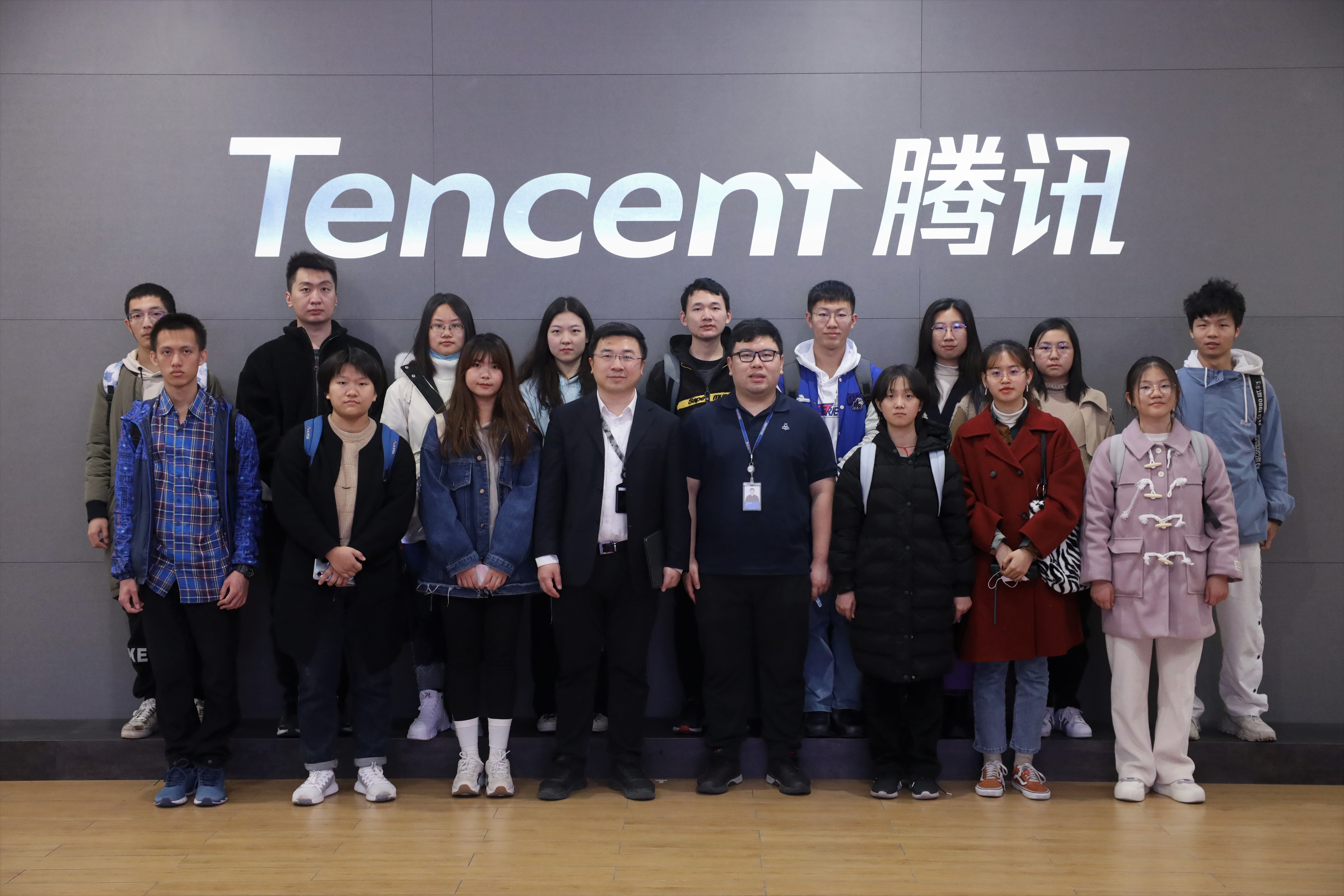 20210102-mk手机注册“新生导引课”建设纪实-戎珂-参观腾讯.jpg