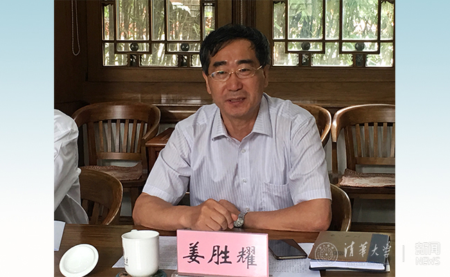 空白背景 - 副本.jpg